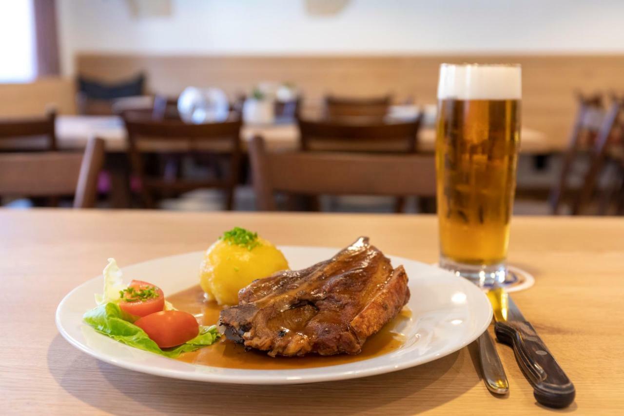 Gasthof Metzgerei Neumeyer Kipfenberg Zewnętrze zdjęcie